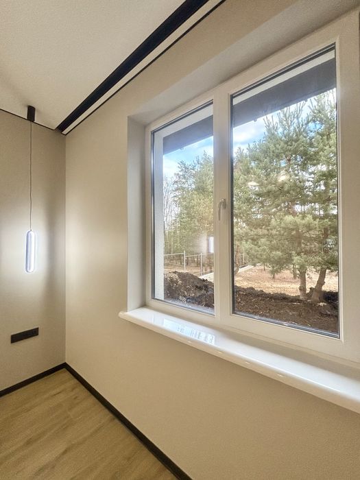 Продам будинок з ремонтом та бомбосховищем з виходом до лісу