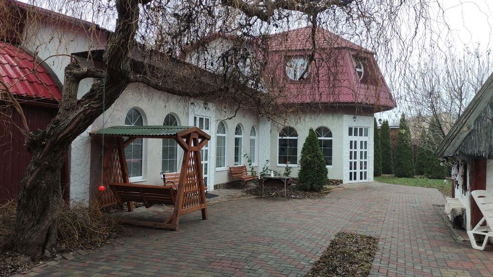 Апартаменти ,чан,басейн, лазня.