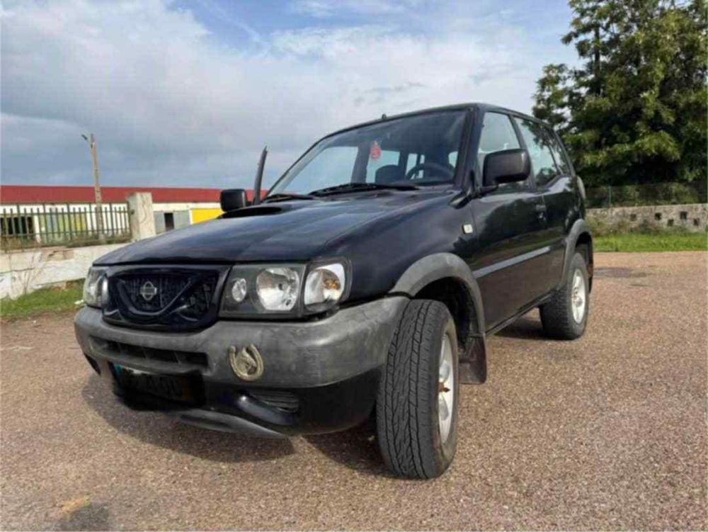 Nissan Terrano ano 2000