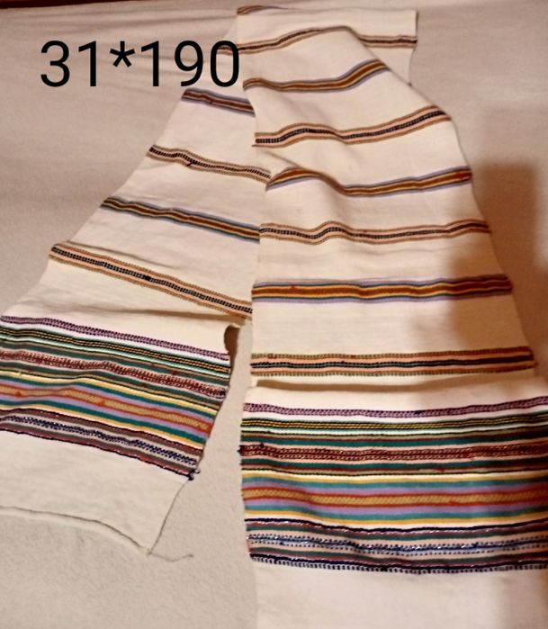 Тканий рушник на верствті.   .