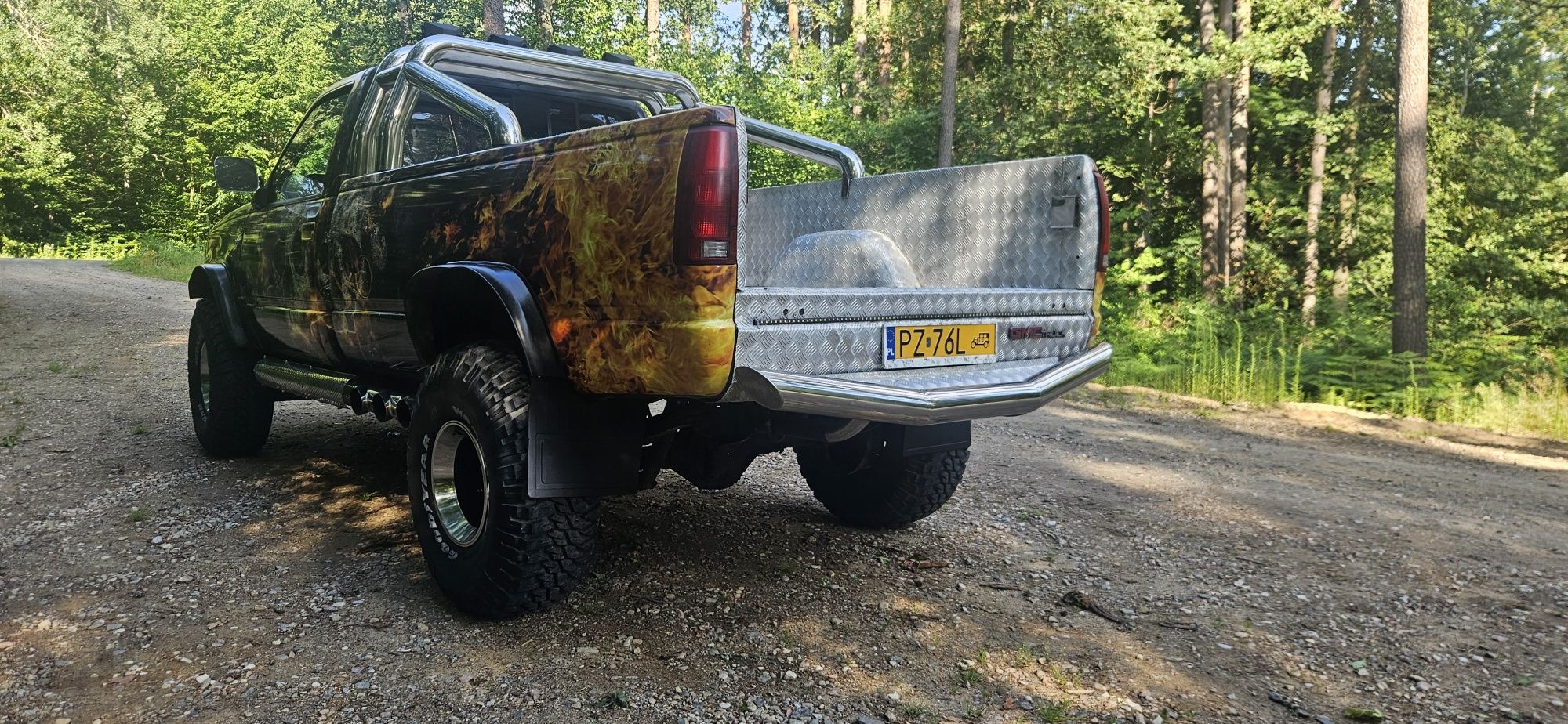 GMC SIERRA. Rezerwacja  5.7 V8 usa zamiana Pickup