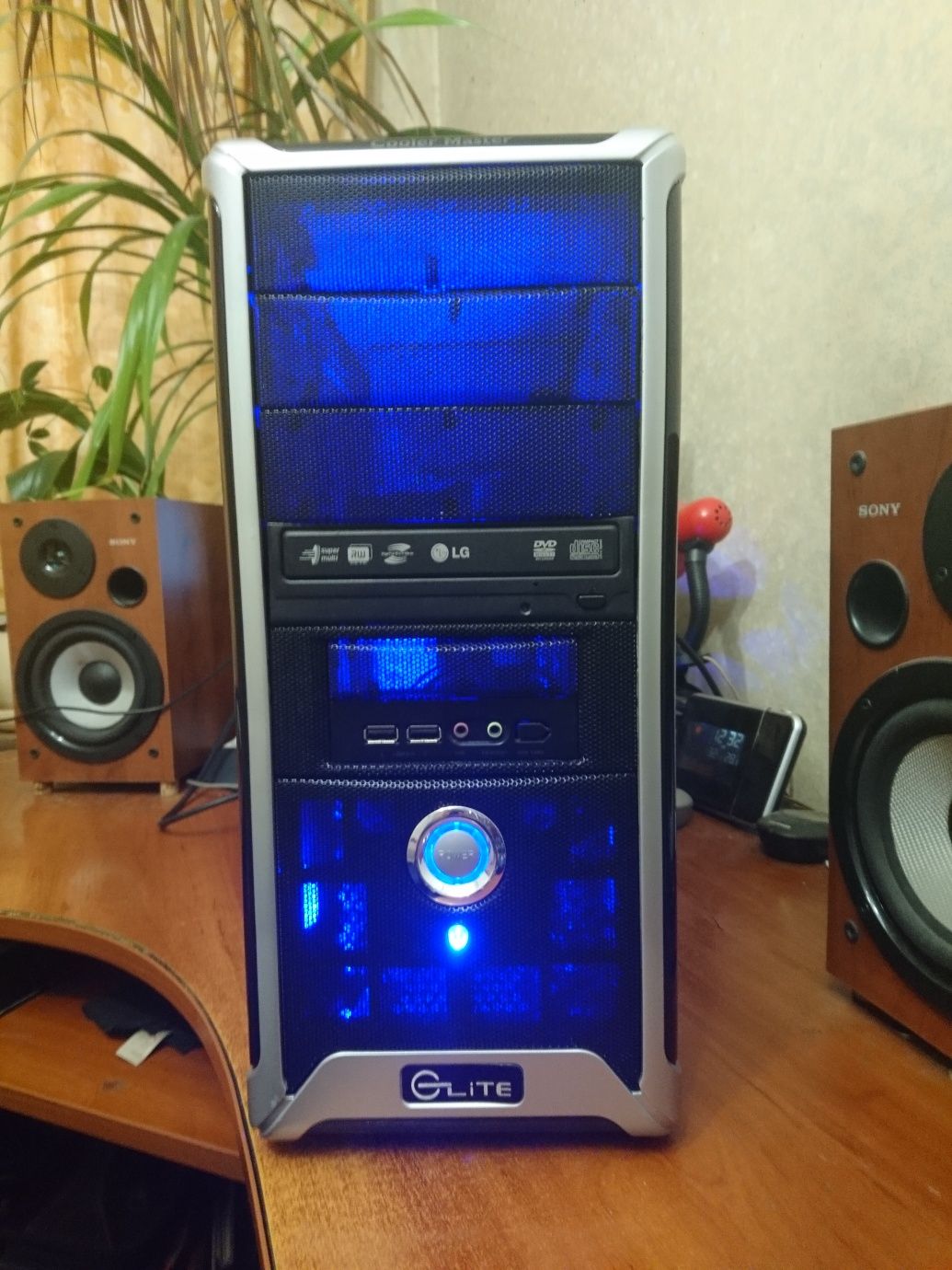 Системный блок 4 ядра  Intel Core 2 Quad Q9550 четырёх ядерный.