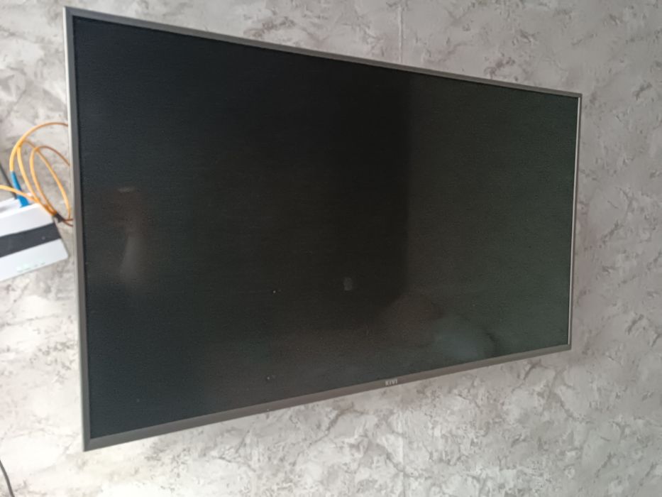 Телевізор KIWI43