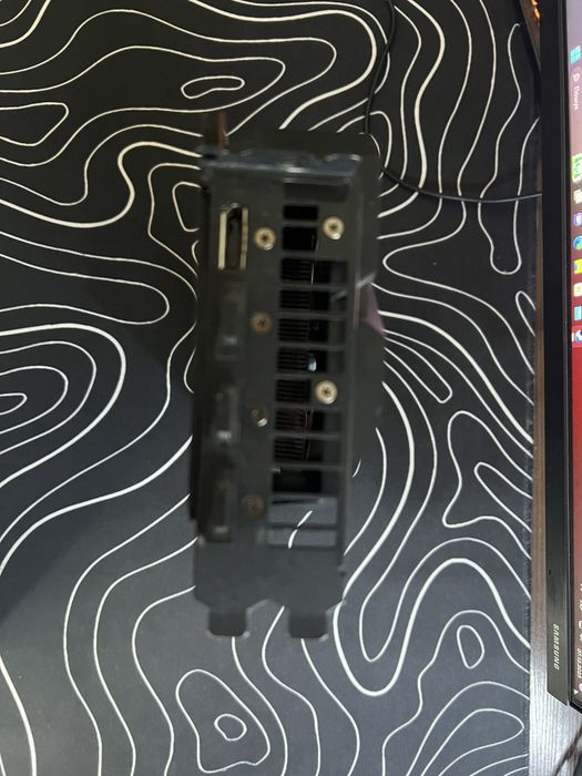 Продам ігрову відеокарту RX 5700 8gb