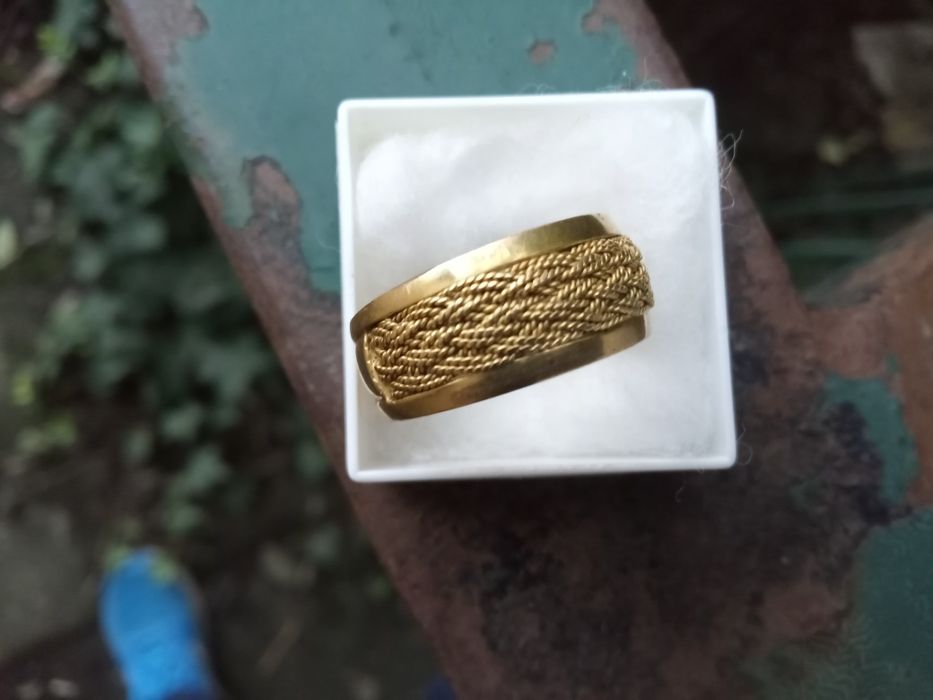 Anel em ouro 19 KL 10 gramas preço mil euros