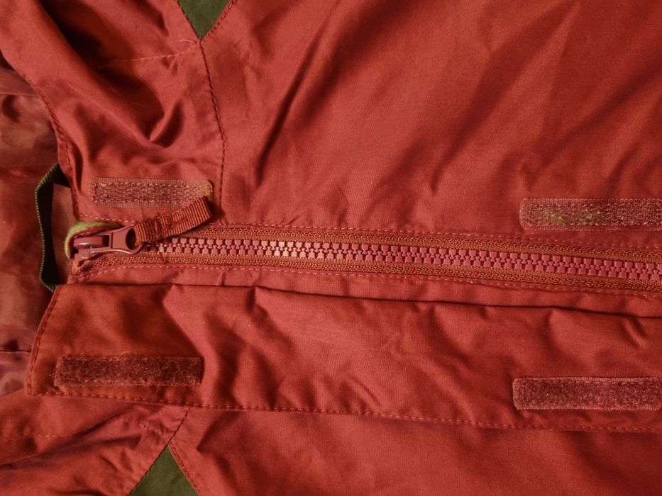 Ветровка для девочки