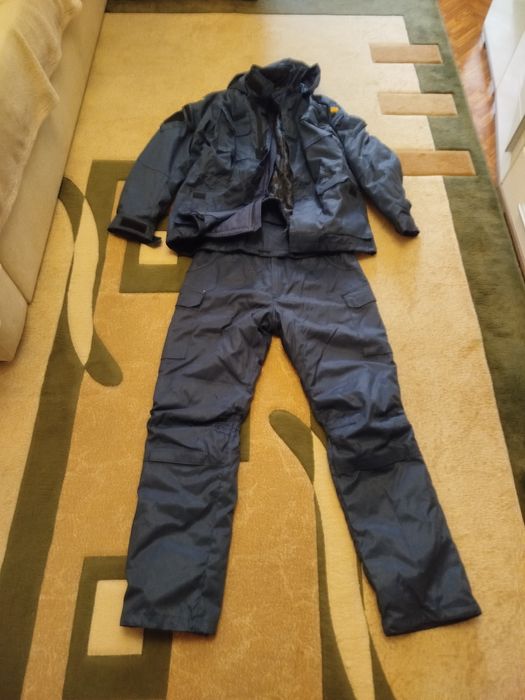Куртка зимняя, осенняя .Кутка штани двухсезонная .