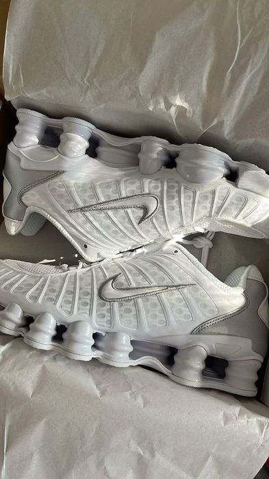 Sapatilhas Nike shoxs