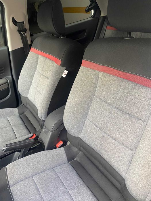 Citroen C4 bem conservado!