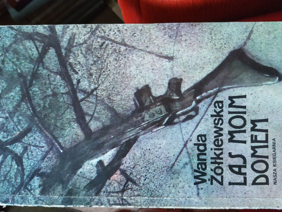 Las moim domem Żółkiewska oraz Artur & George Barnes