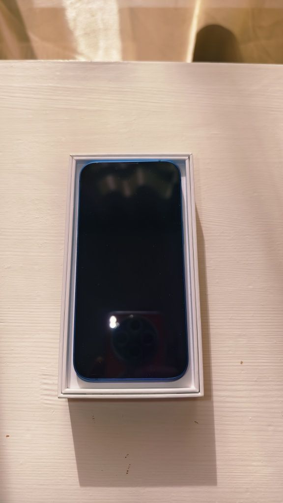 IPhone 13 512 gb синій