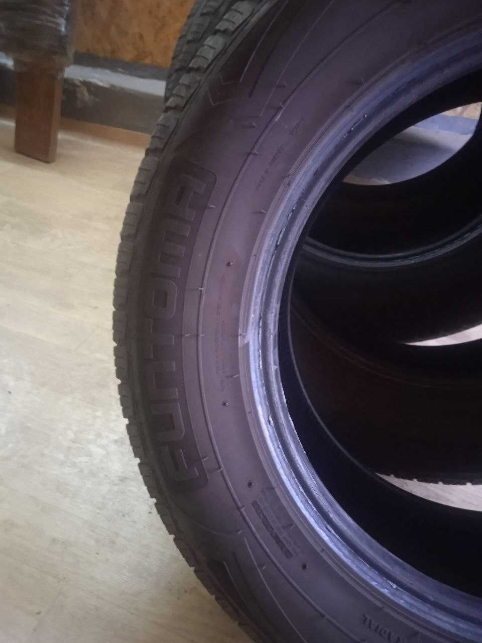 Продам комплект шин 235/65 R17 SUVFULL H/T