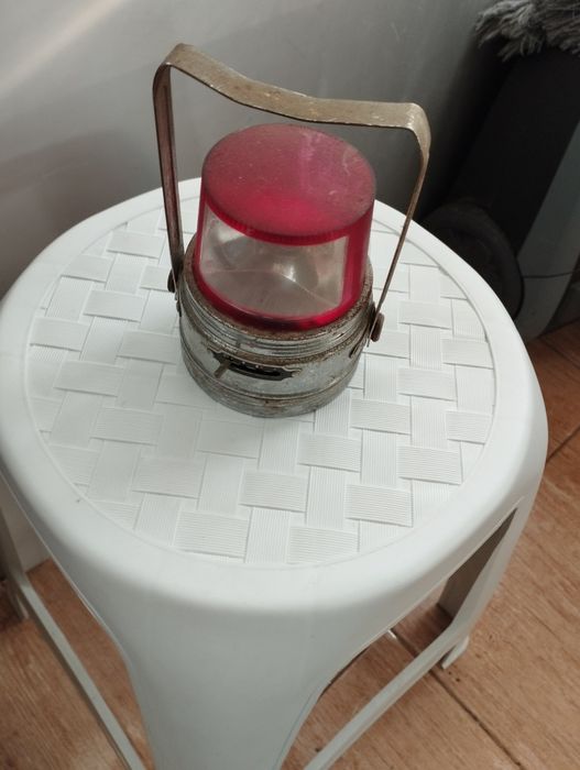 Vendo lanterna antiga