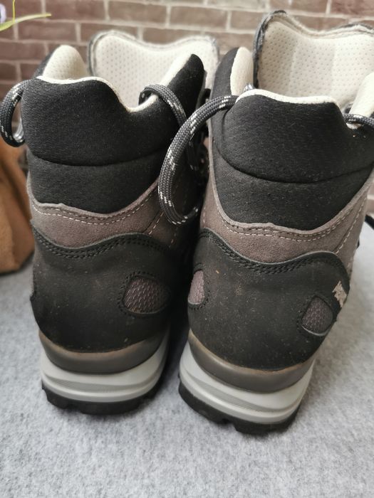 Ботінки 41 розмір, Meindl, з мембраною Gore-tex.