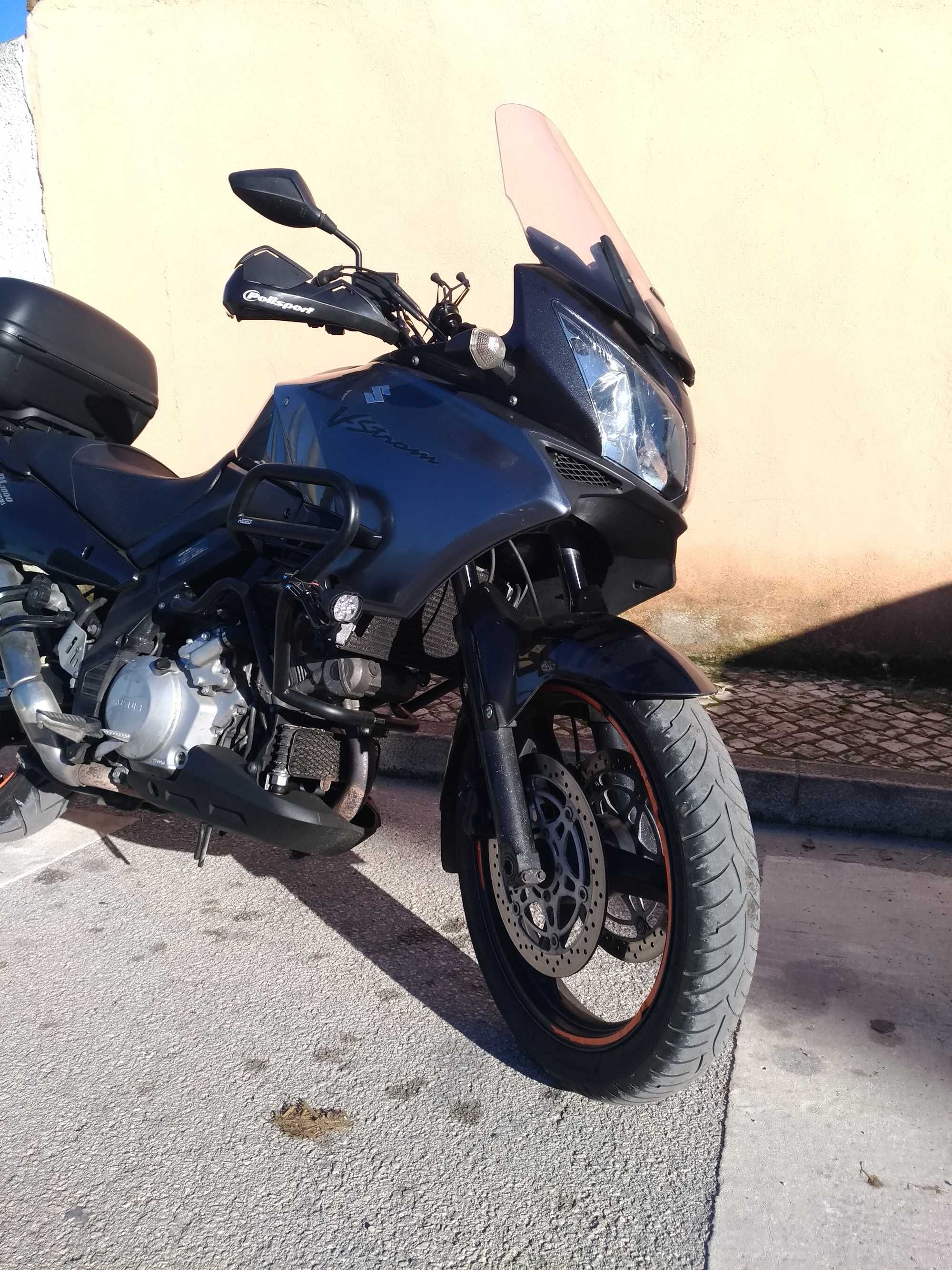 Suzuki DL 1000 vstrom