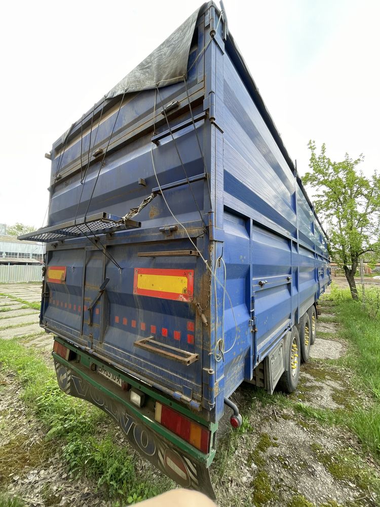 Напівпричіп зерновоз