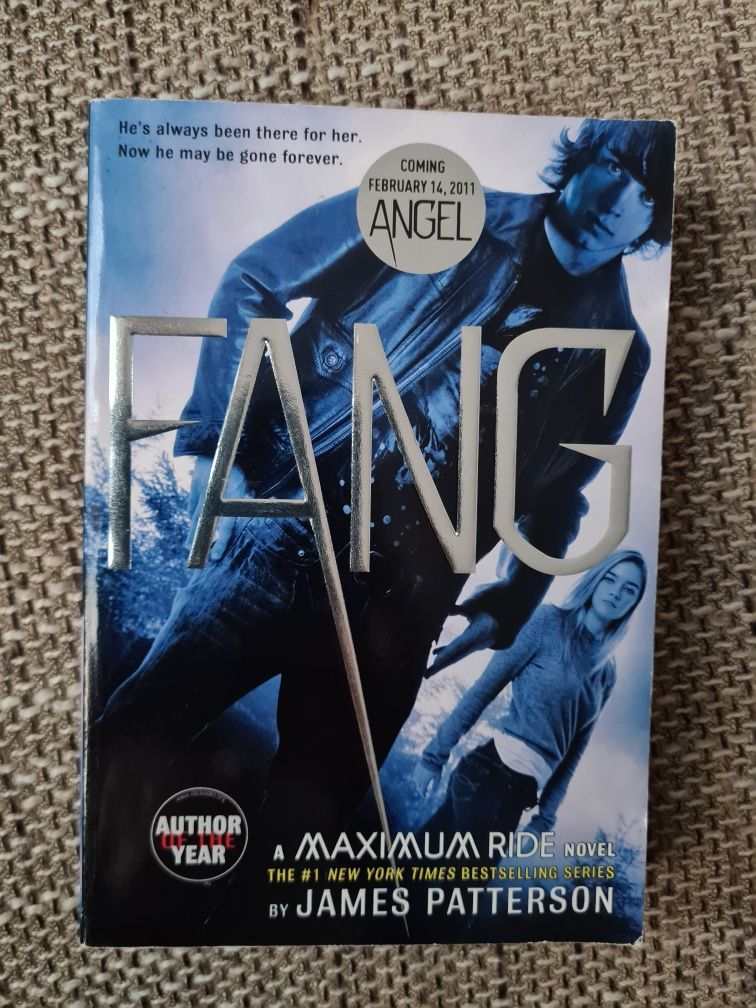 Maximum Ride /Fang/  James Patterson