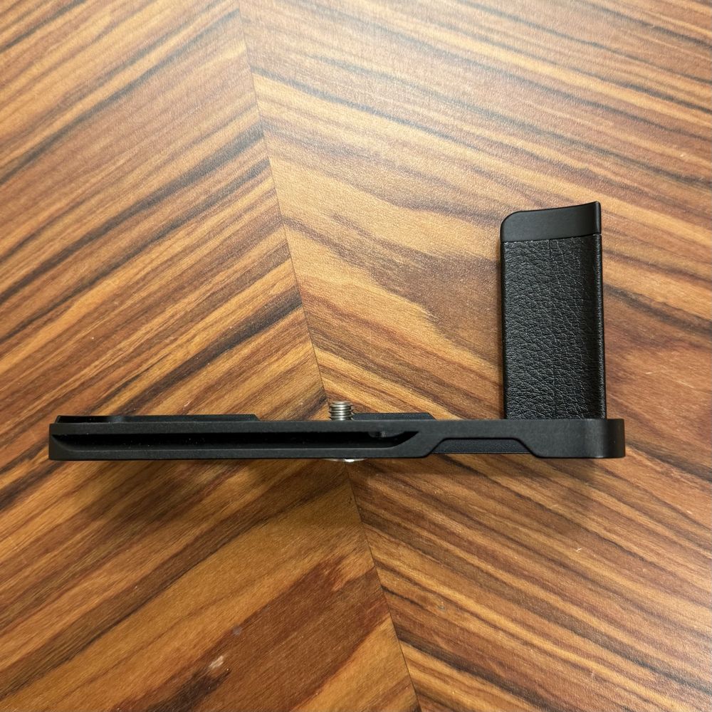 Grip JJC HGX100V do Fujifilm Fuji X100V / X100F