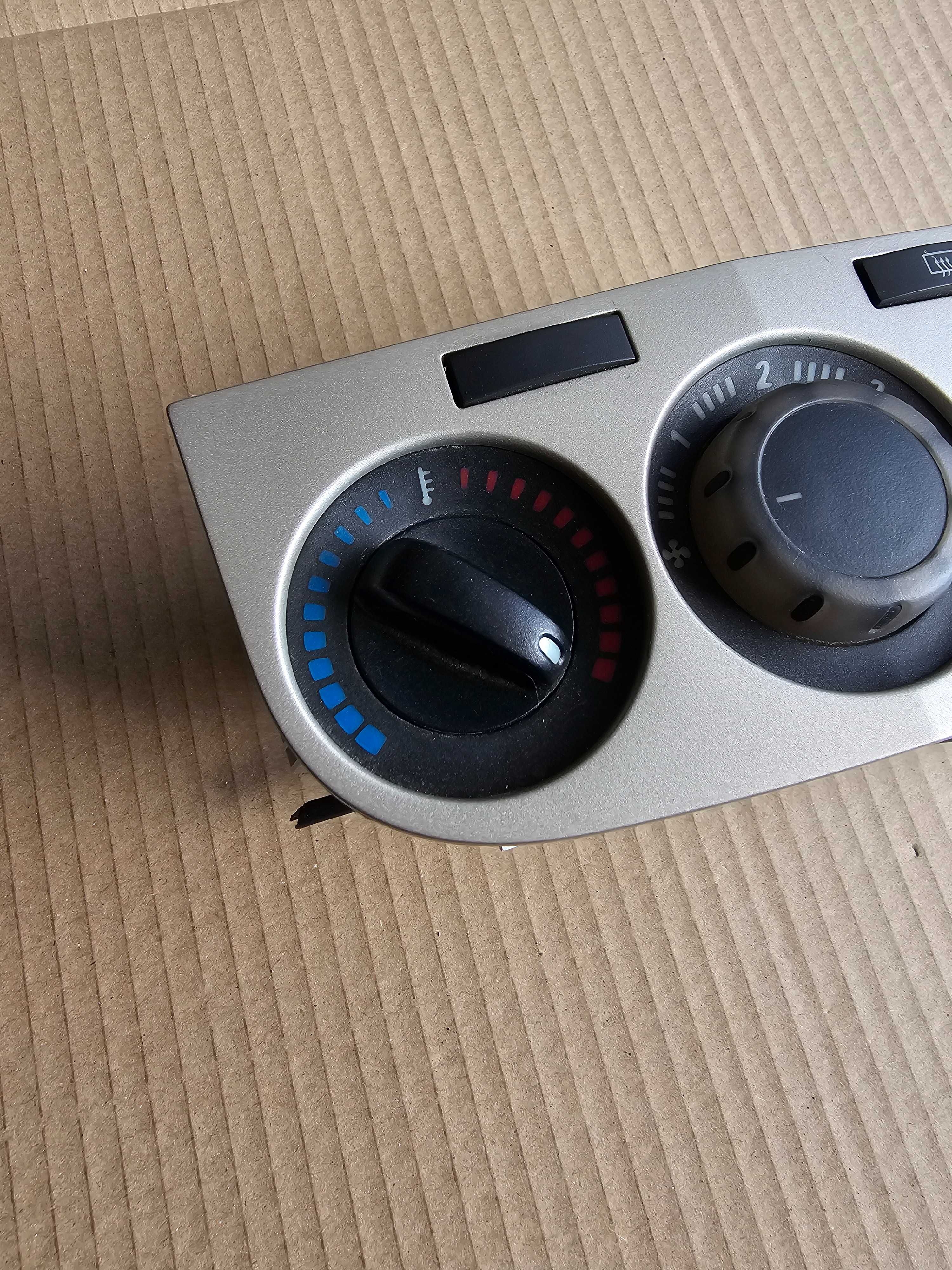 Panel Nawiewu Opel Corsa D