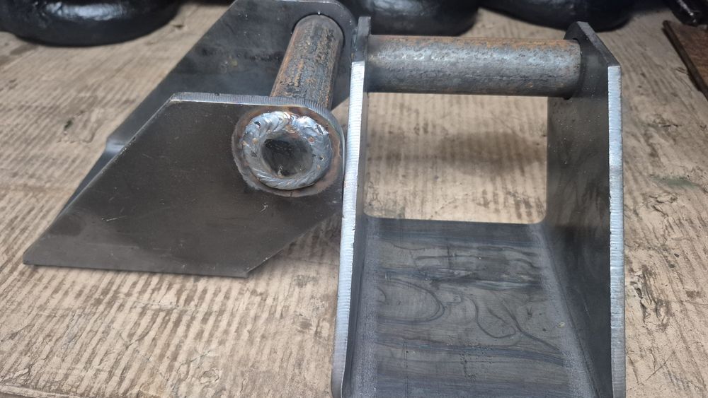 Кронштейн рами та платформи причепа 2птс-4.