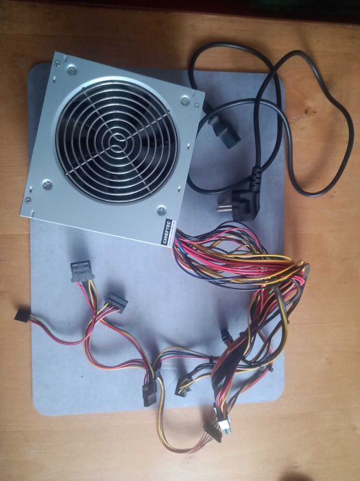 Блок живлення Chieftec GPA-400S 400W б/в робочий у гарному стані