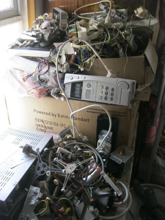 Продам трансформатор микроволновки магнетрон тарелку