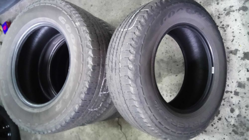 Opony P245/70R17. 4 sztuki komplet