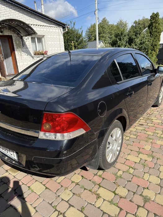 Opel Astra H 2012 рік седан