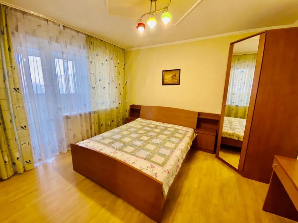 Продам 3к квартиру на Победе-6