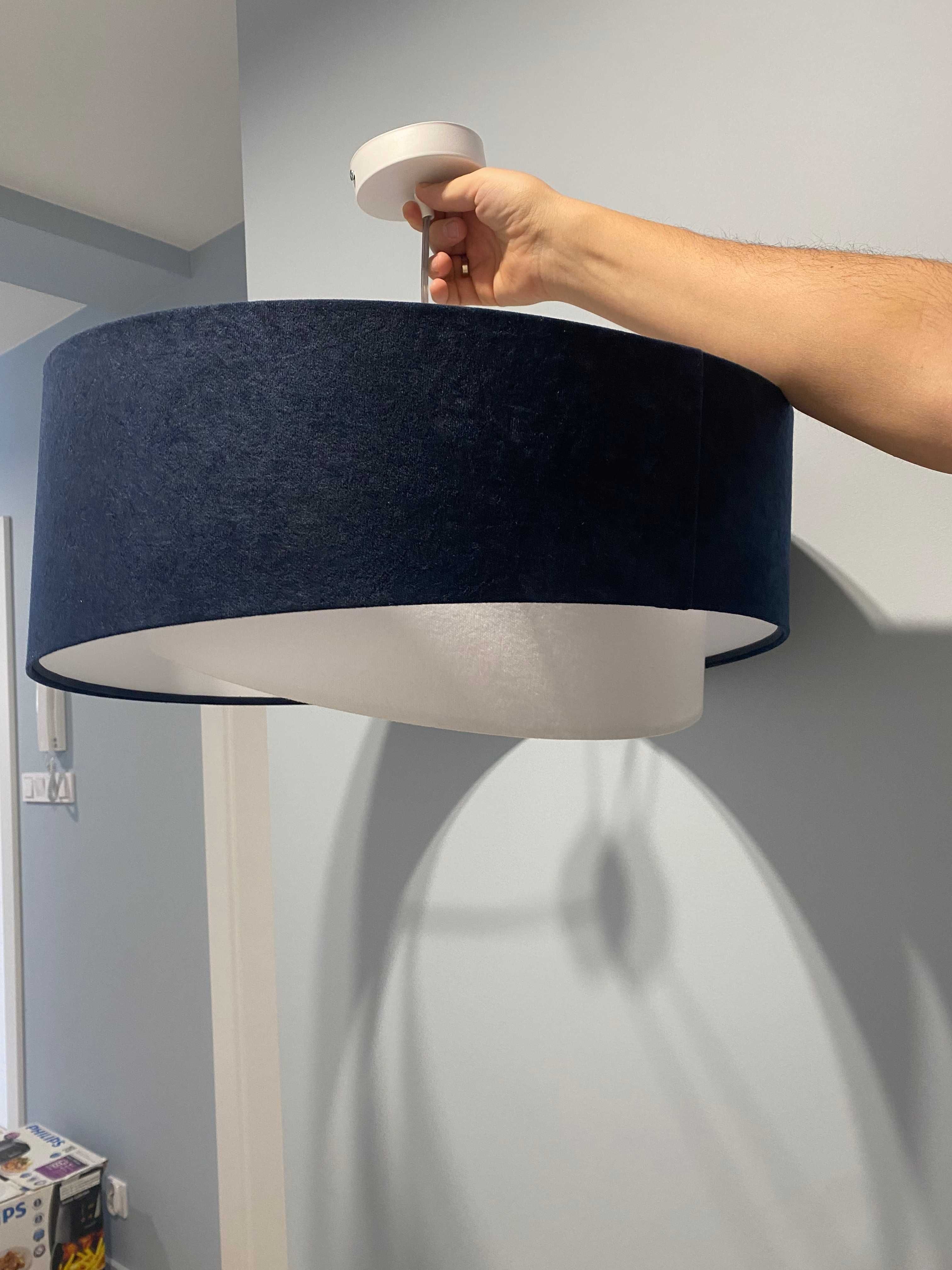 Ciemnoniebieska lampa wisząca z welurowymi abażurami 50cm