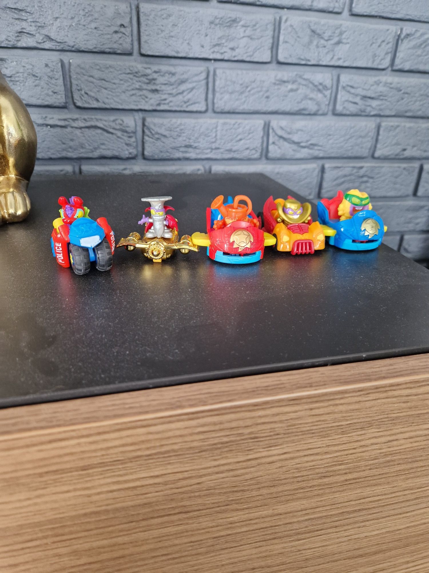 Sprzedam Pojazdy SuperZings