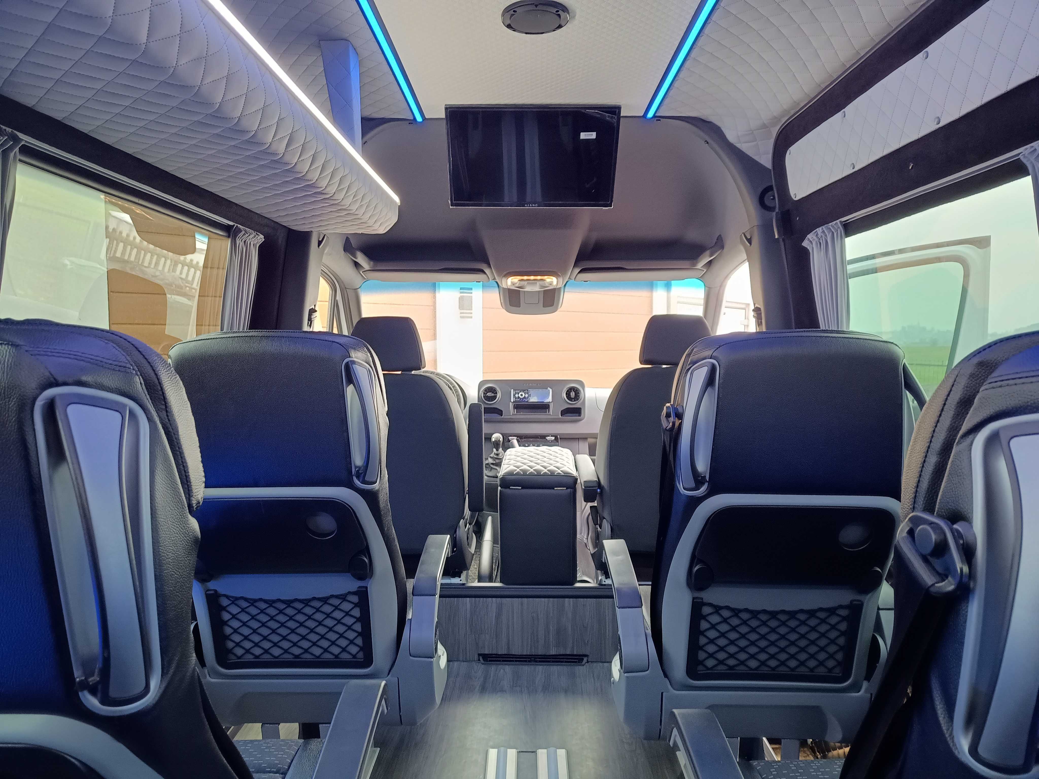 Zabudowa busa montaż  foteli kamper sprinter Crafter Iveco ducato vito