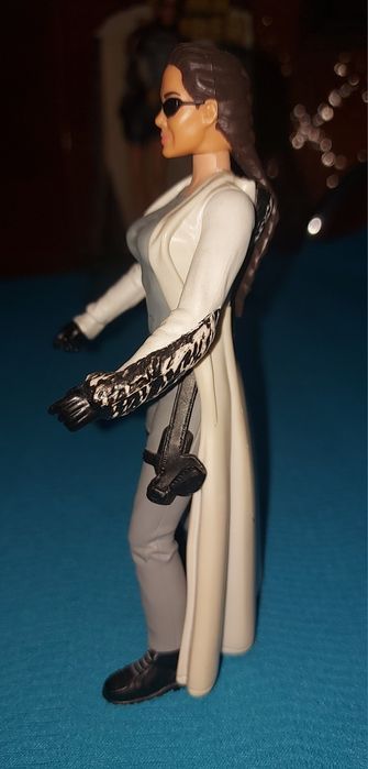 Tomb Raider figura ( Lara Croft)
