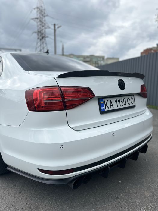 Продам VW Jetta GLI 2017р. 2.0tsi