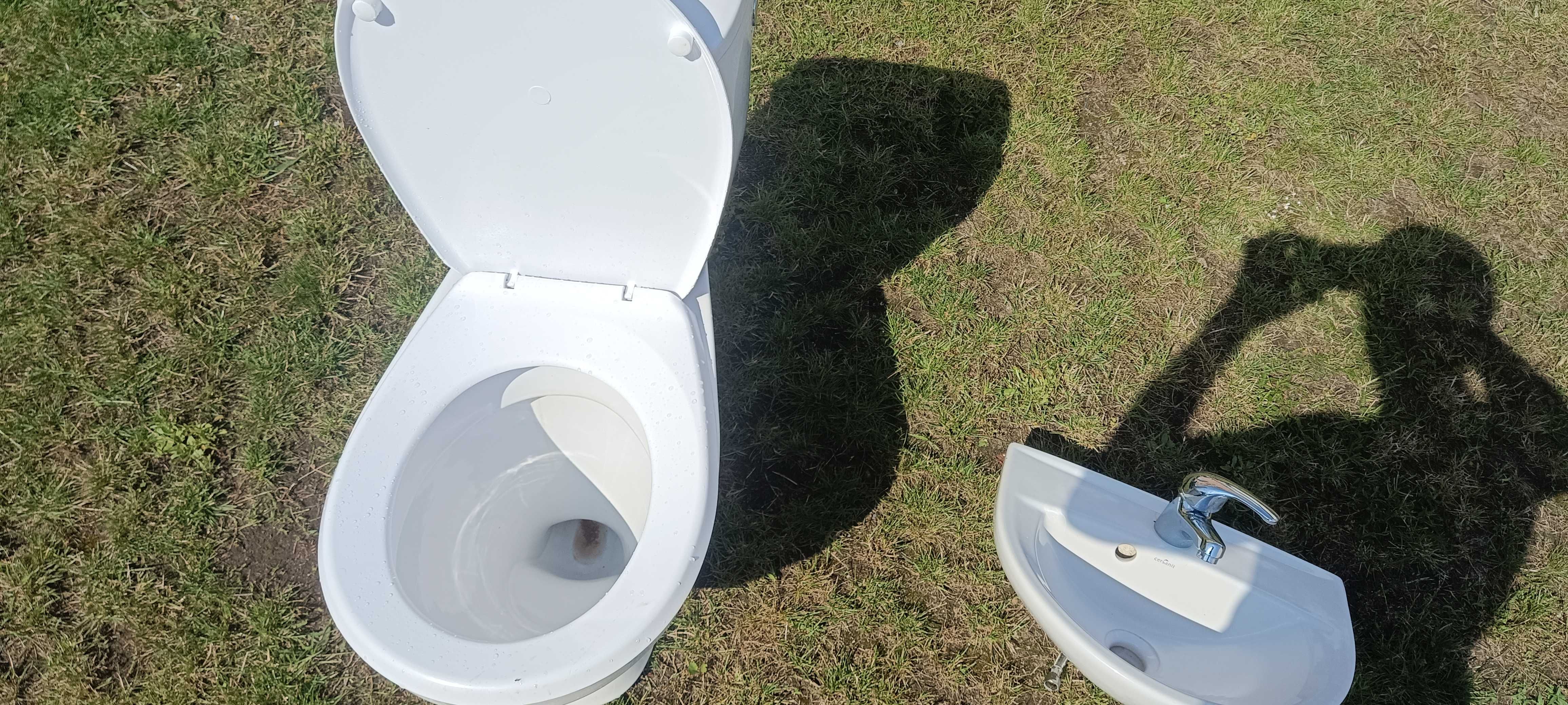 Klozet kompakt i umywalka kpl.