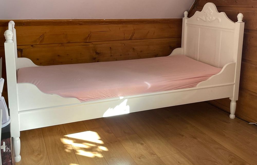 Meble dziewczęce młodzieżowe białe drewniane