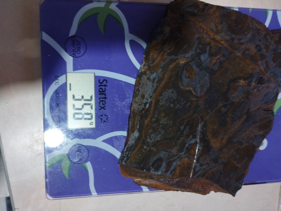 Тигровый глаз. Месторождение Кривой Рог.