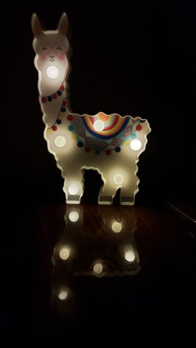 Милий нічник лама