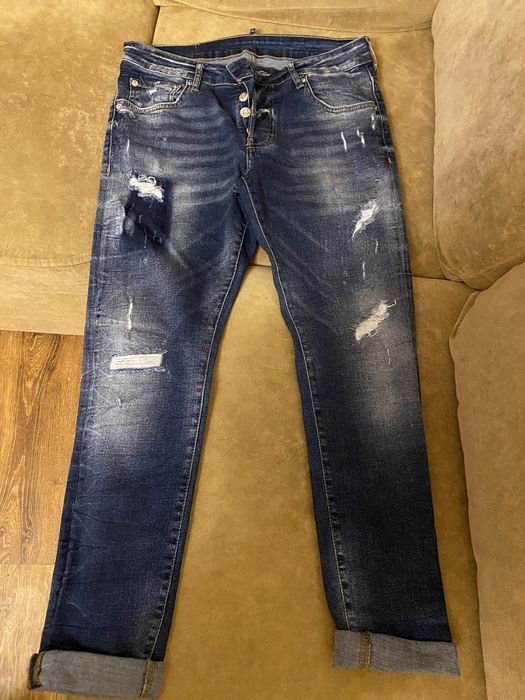Фірмові джинси  DSQUARED2