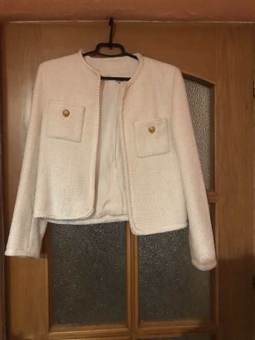 Продаю піджак в хорошому стані
