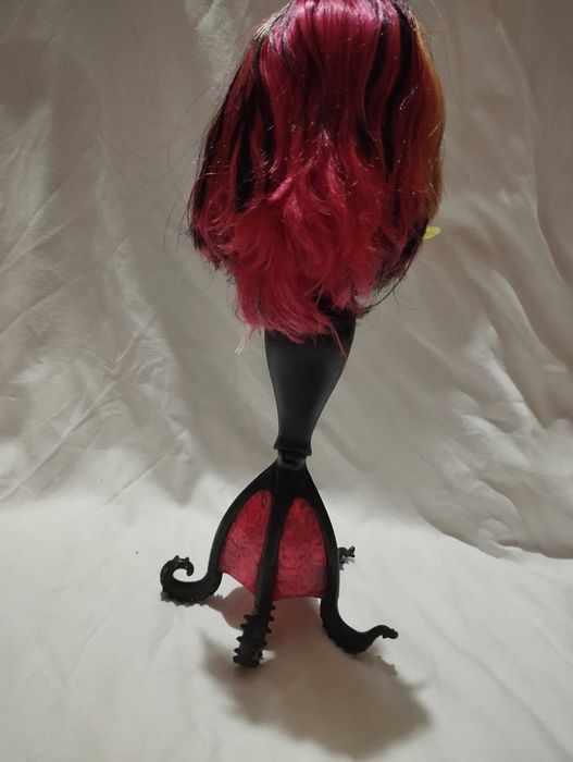 Ляльки монстер хай