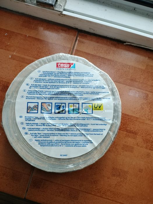 Противоскользящая лента Tеsа 15 м