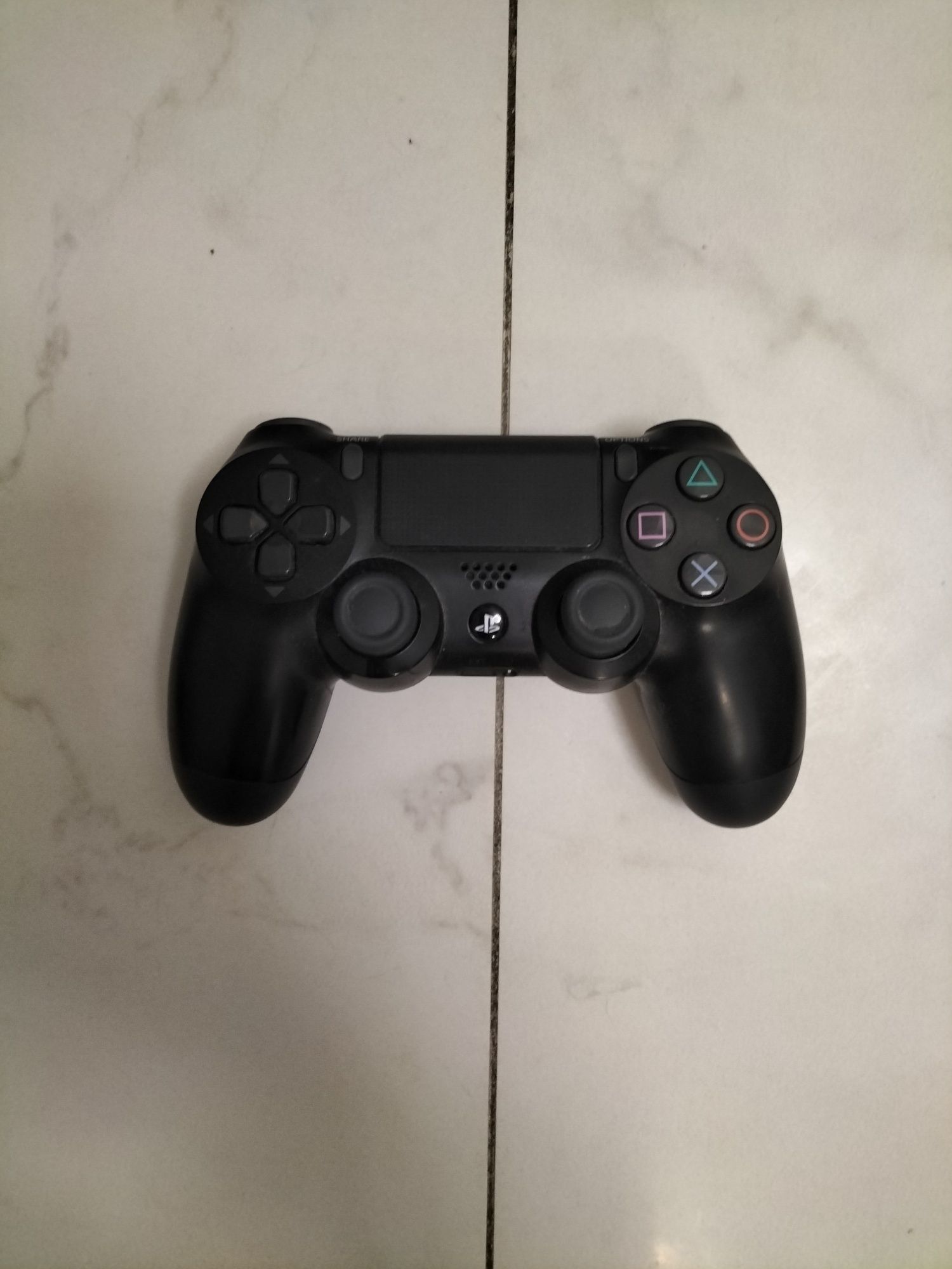 PlayStation 4 pro 1 TB