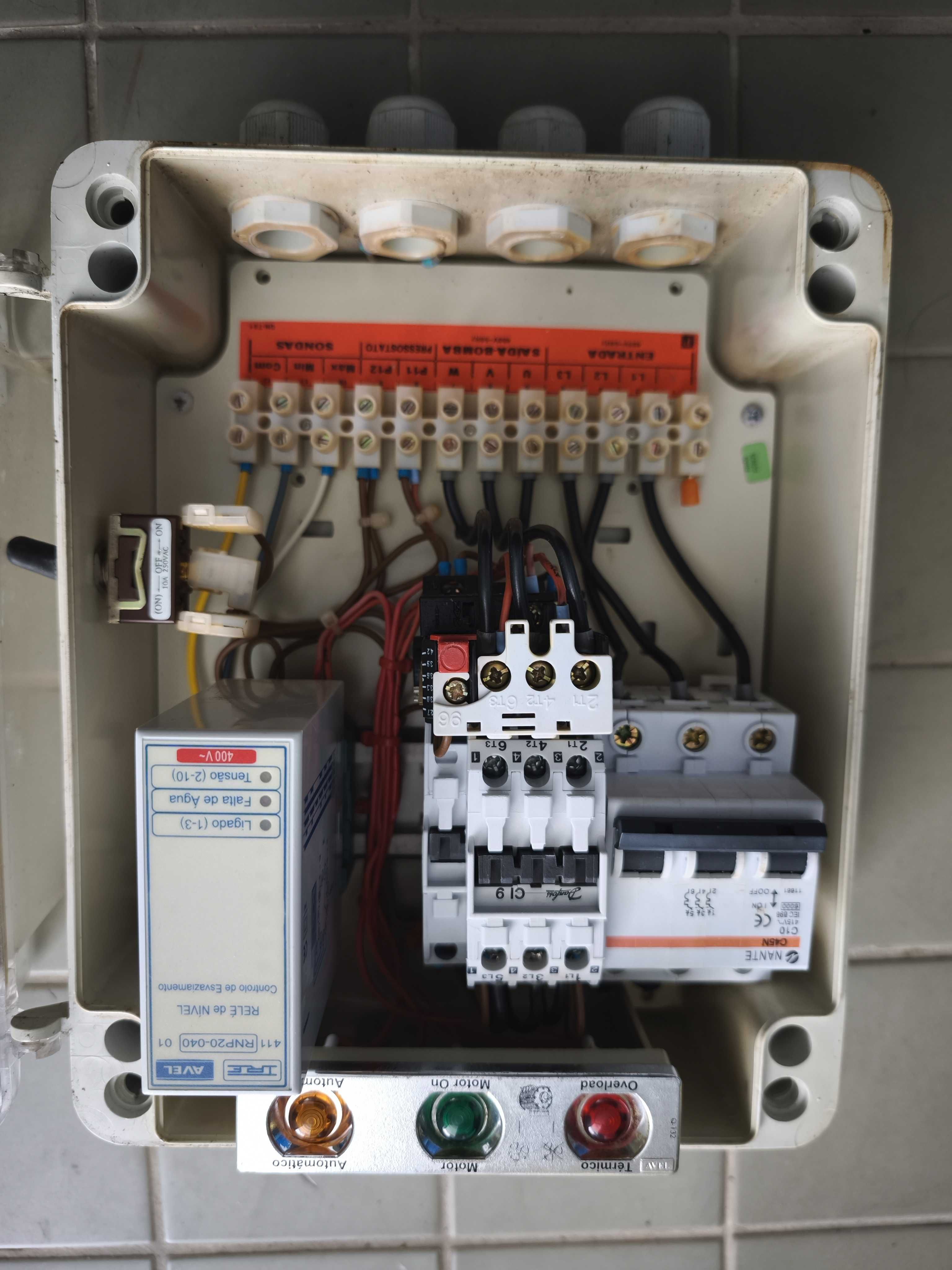 Eletrobomba trifasica com quadro eletrico de nivel