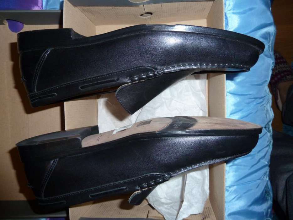 Sapatos novos Hush Puppies 41