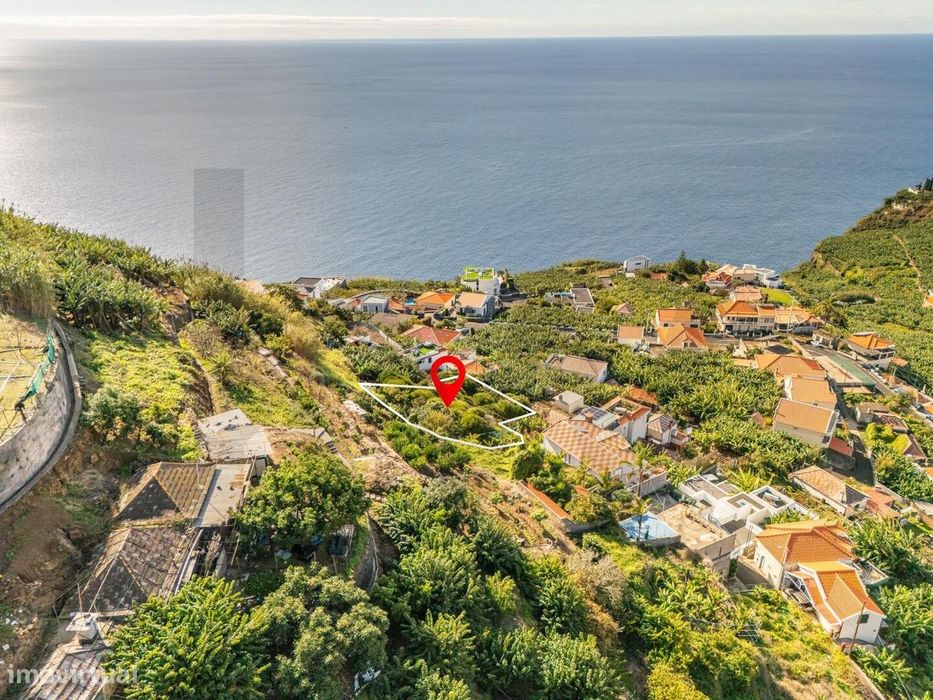 Terreno para construção - com 790m2 na Ponta do Sol