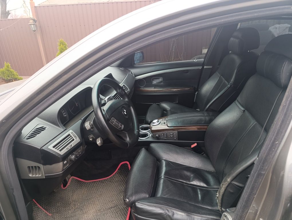 BMW 740d в отличном состоянии