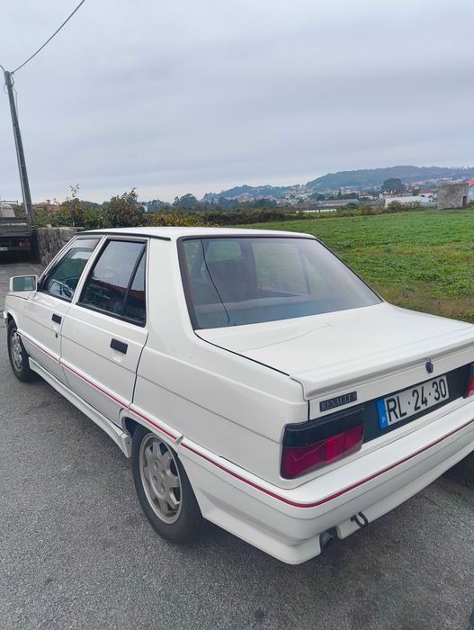 Vende-se Renault 9 Turbo