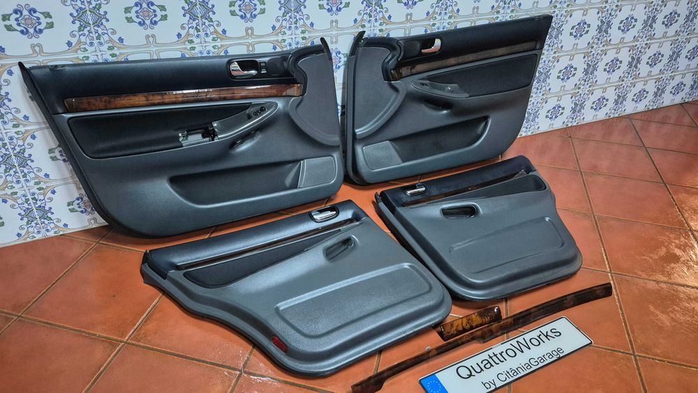AUDI A4 B5(8D)-Quartelas/Forras Portas ESTOFADAS NOVO-EXCELENTE ESTADO