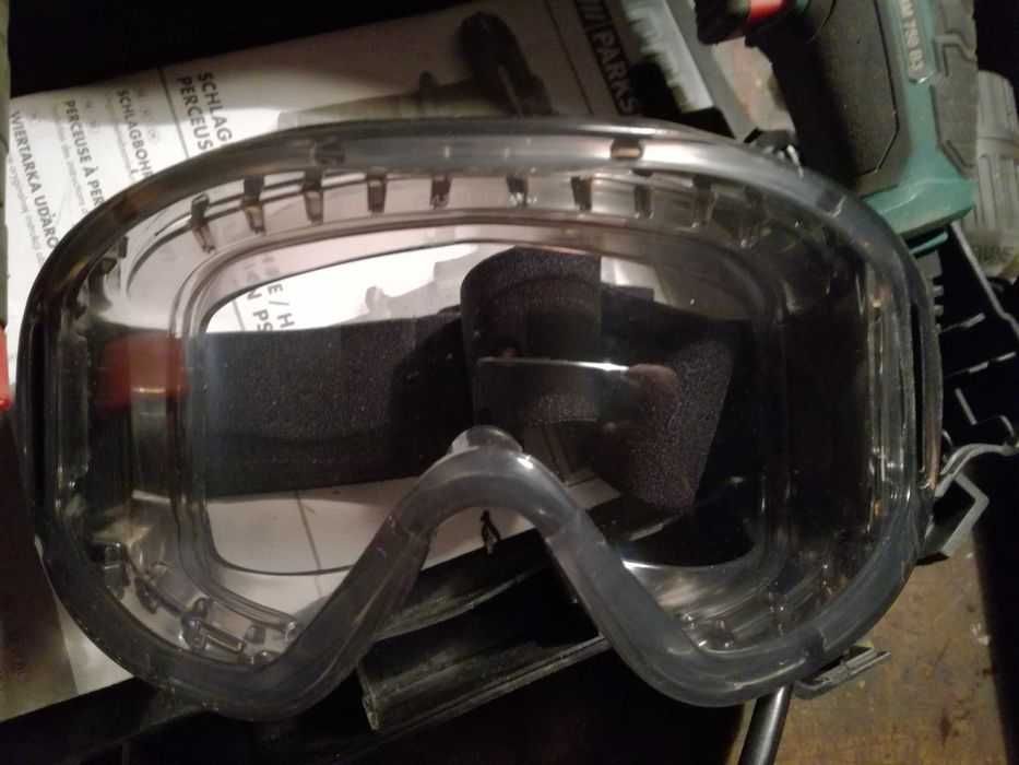 Google ochronne infield